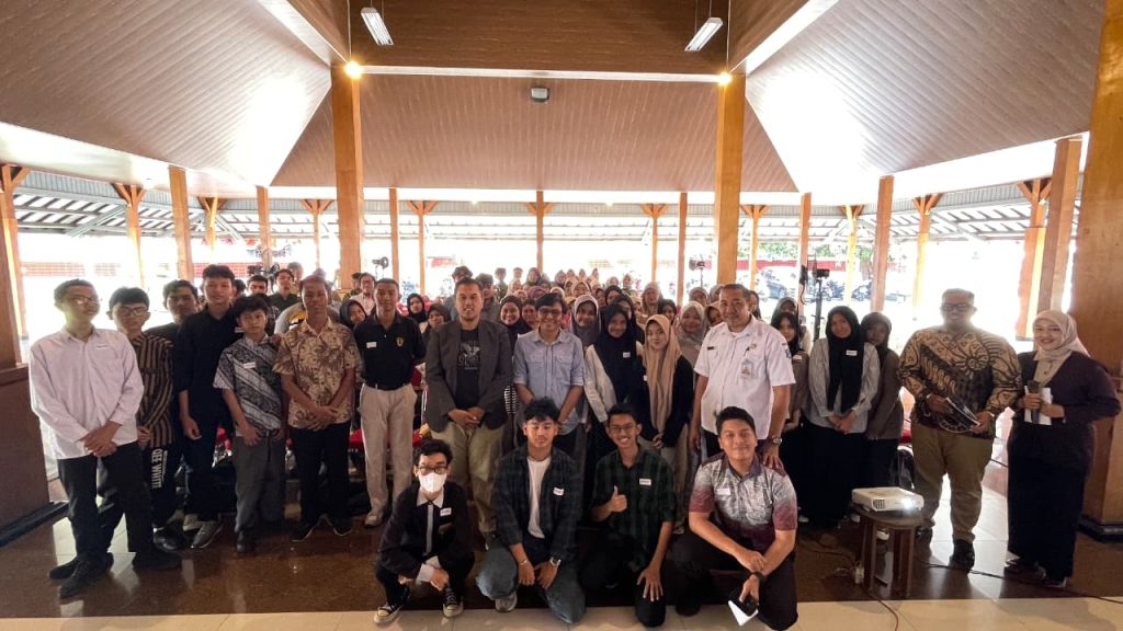 Pengolahan, Branding dan Digital Marketing Minuman Kekinian untuk Wirausaha Muda