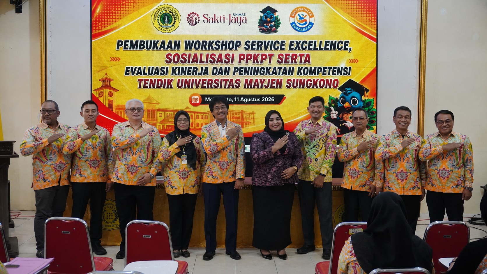 Universitas Mayjen Sungkono Tingkatkan Kualitas Pelayanan Tendik melalui Workshop Service Excellence foto workshop maks 2mb